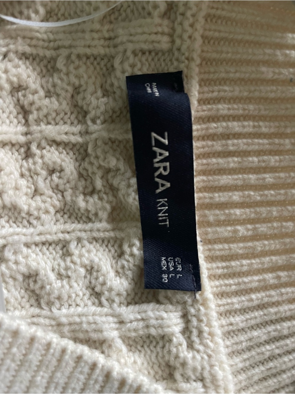 Zara Sweater - Picture 3 of 3